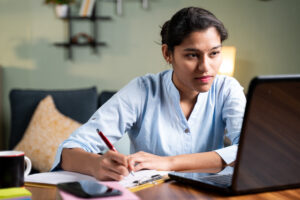 woman taking an online hazmat training course in IATA